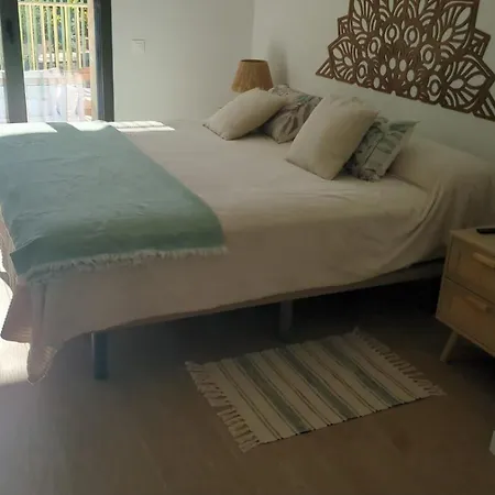 Vistas Al Montgo Apartment